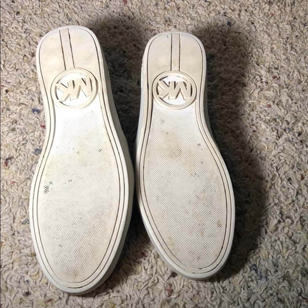 Shoes - Picture 3 of 5